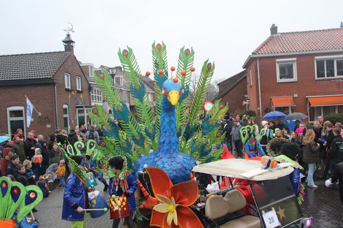 Optocht-321